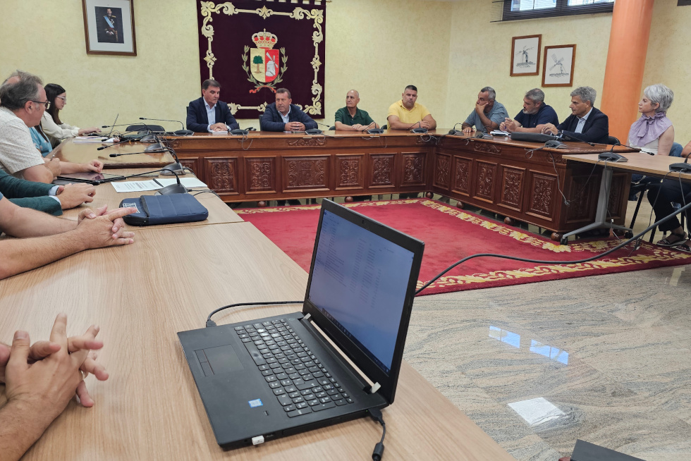 Three Possible Locations for the Antigua Antenna Highlight Agreement Between Neighbors and the Company