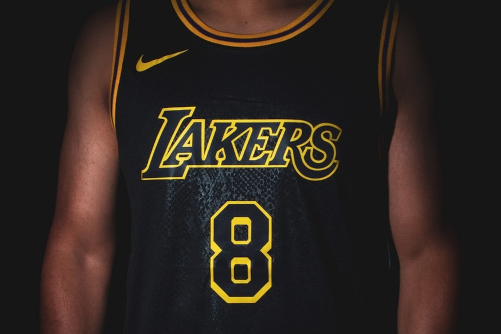 Camiseta Lakers: La historia del Black Mamba Jersey